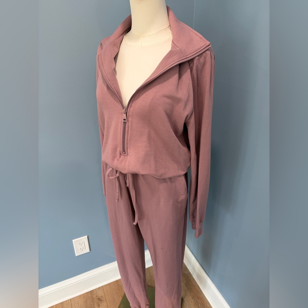Beyond Yoga Mauve Pink Half Zip Jumpsuit Jogger Lounge Size M